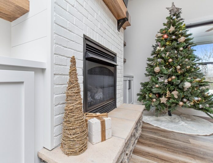 Weihnachtsbaum in der Wohnung